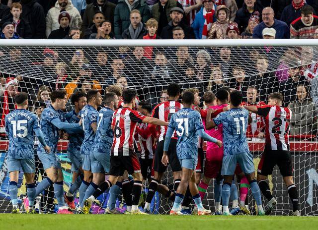 开云体育中国-曼联客场遭遇西汉姆联，惨遭逆转的简单介绍