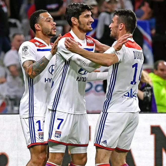 开云在线赛事平台-波尔多主场险胜公交斯拉斯堡滋养，纯洁放大排名跻身前列