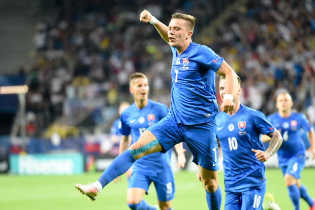 开云体育app-斯洛伐克运动员勇夺银牌，表现抢眼的简单介绍