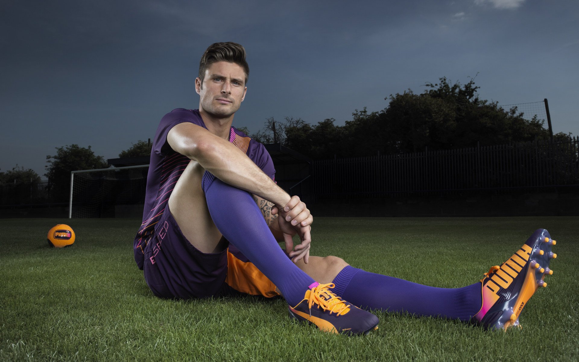 开云平台-赛道与绿茵场，当F1引擎轰鸣遇见尼日利亚的狂胜之夜