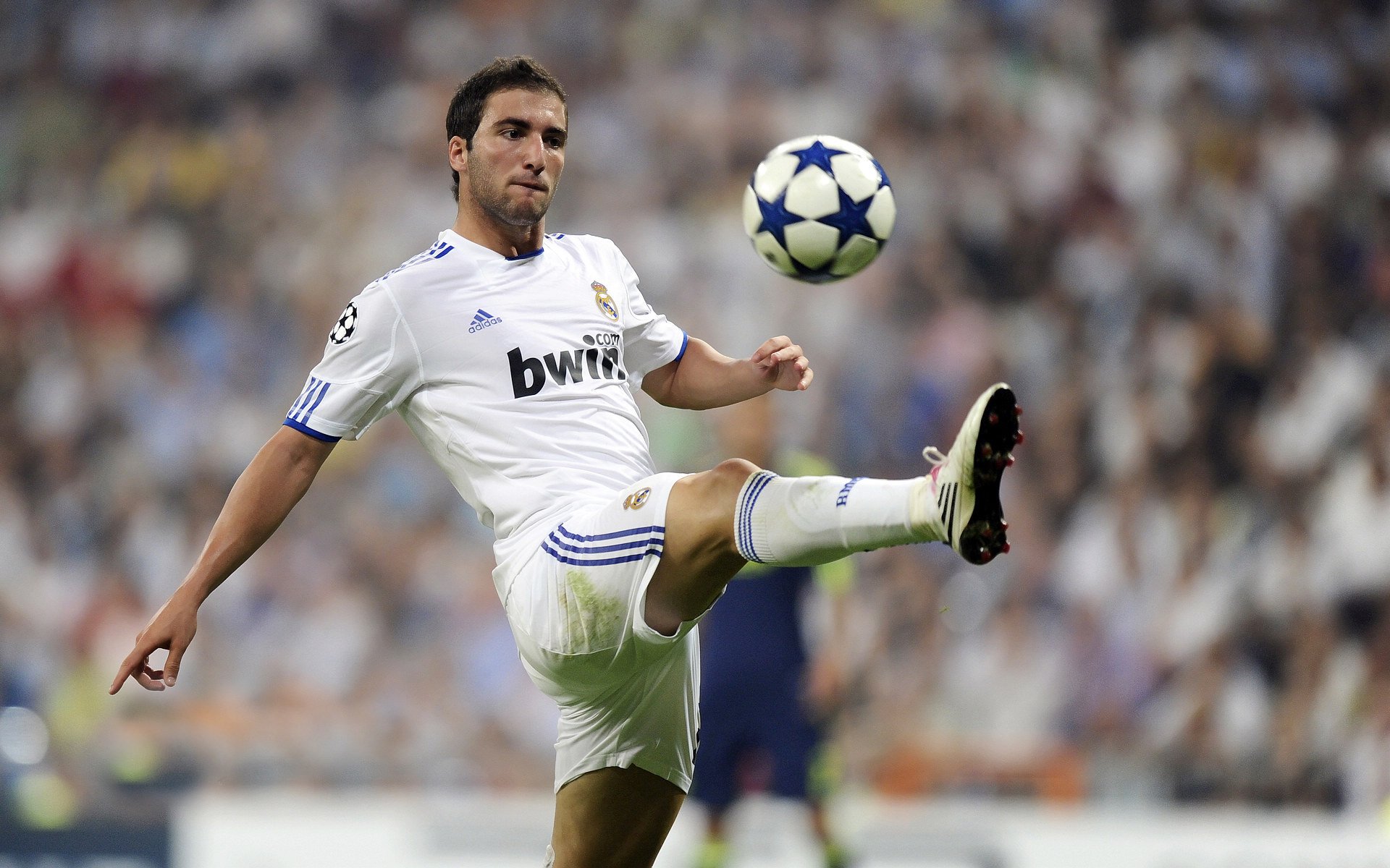 开云体育直播-内马尔年度焦点之战，雷恩绝杀毕尔巴鄂背后的王者接管